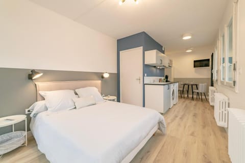 apparthotel-gare-chambery Condo in Chambery