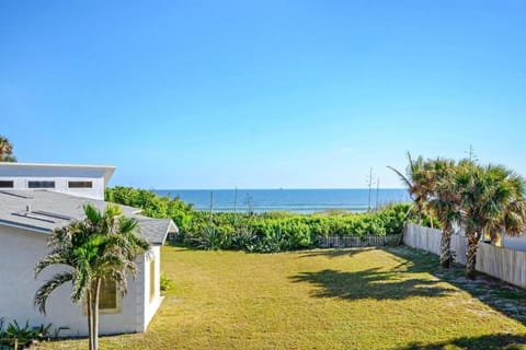 Closest Florida Oceanfront Beach House to Airport; Beach; Disney PANORAMIC OCEAN VIEWS Casa in Cape Canaveral