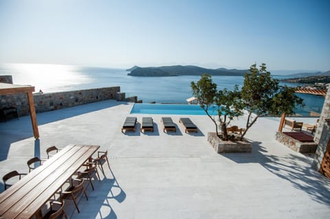 Patio, Pool view, Swimming pool