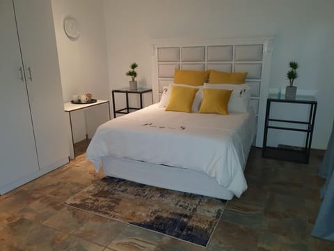 Alu Guesthouse Chambre d’hôte in Roodepoort