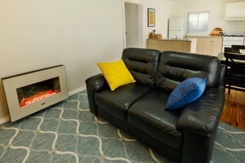 Ascot Road - discover Bowral Condo in Bowral