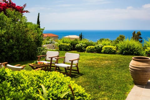 Garden, Sea view