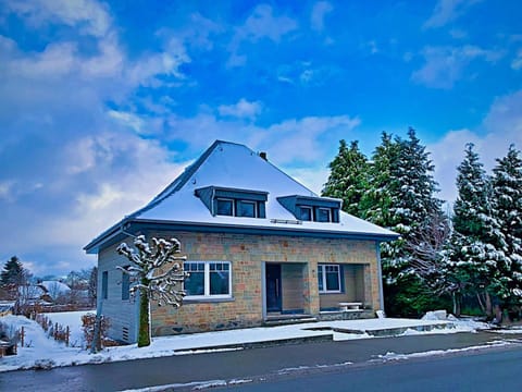 Property building, Natural landscape, Winter