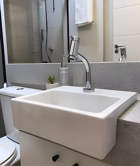 Studio Praia de Botafogo Beach Apartment in Santa Teresa