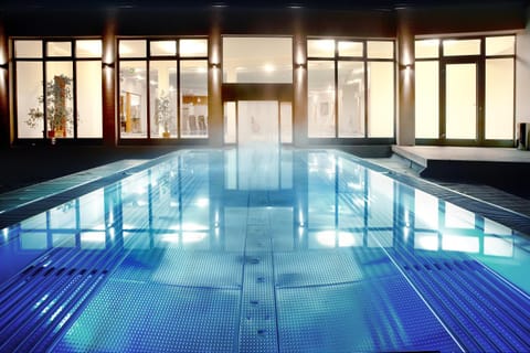 Spa and wellness centre/facilities, Swimming pool