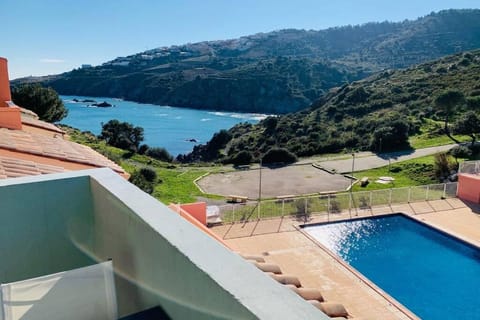 Balcony/Terrace, Pool view, Sea view