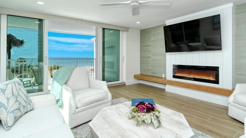 LaPlaya 206C Gorgeous vistas of the Gulf from this light and bright end unit with private access to the beach Apartment in Longboat Key