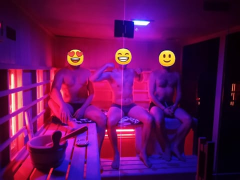 Sauna, Solarium