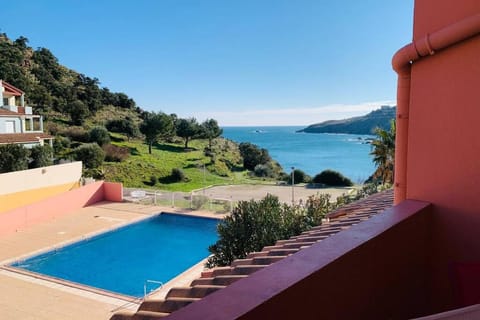 Balcony/Terrace, Pool view, Sea view