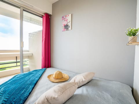 Apartment Les Terrasses du Levant-5 by Interhome Apartment in Canet-en-Roussillon