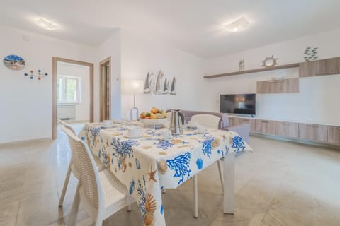 Living room, kitchen