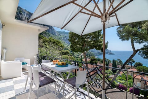 Appartement Mera Cosy apartment with incredible sea view Condo in Eze