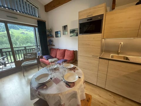 Charmant appartement à Praz Sur Arly - 5 personnes, parking et casier à ski - FR-1-603-13 Apartment in Megève