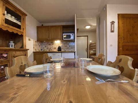 Charmant Studio Cabine à Praz-Sur-Arly, Ideal Pour 4 avec Parking, Proche Village et Remontées - FR-1-603-17 Apartment in Megève