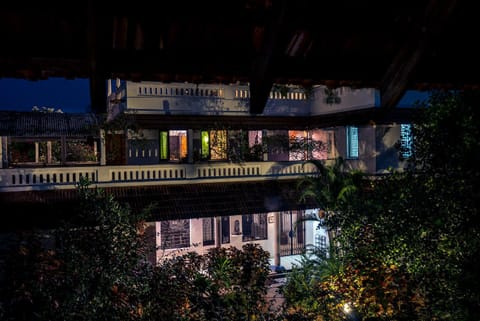 Property building, Night, Balcony/Terrace