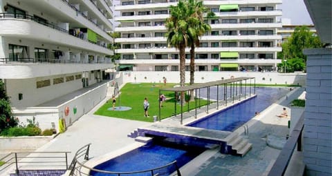 Balcony/Terrace, Pool view, Swimming pool