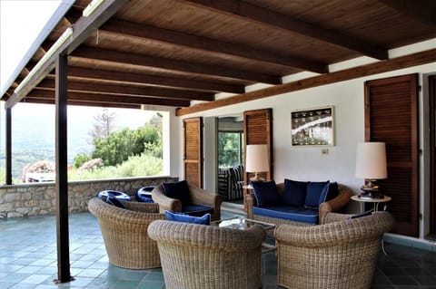 Patio, Patio, Natural landscape, Living room, Seating area