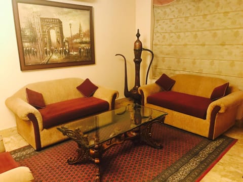 Skylink Suites Bed & Breakfast Chambre d’hôte in New Delhi
