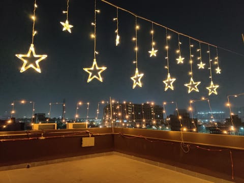 Balcony/Terrace, City view, Street view