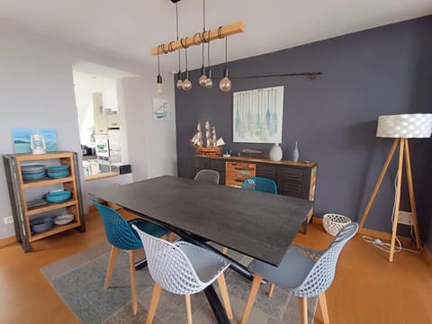 Maison 6 pers, avec jardin clos au centre de Trégastel, à 500m de la plage - Réf 179 Villa in Trégastel