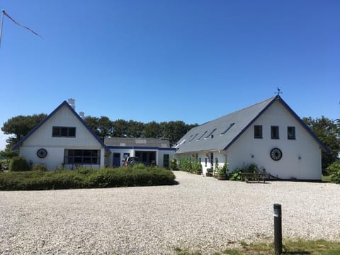 Rolsø Retreat House in Central Denmark Region