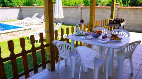 Balcony/Terrace, Pool view