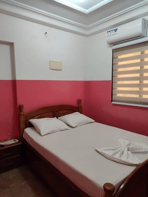 Maison Rose+ Apartment hotel in Douala