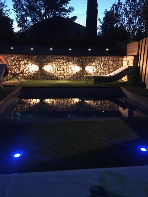 Swimming pool