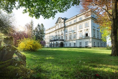 Property building, Spring, Summer, Garden