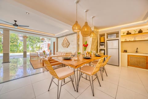 Villa Florence - 3BDR Luxury Villa, Private Pool, Walk to the Beach Villa in Kuta