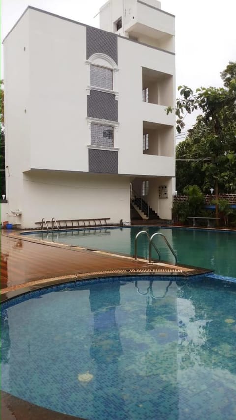 Property building, Swimming pool