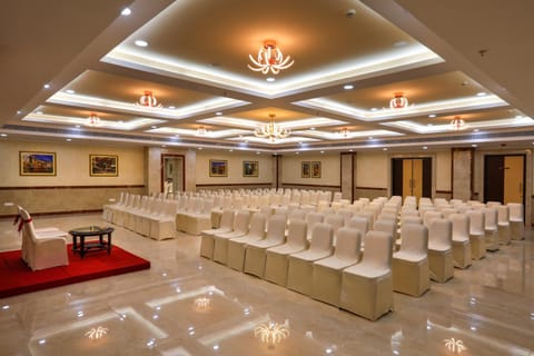 Banquet/Function facilities, Meeting/conference room