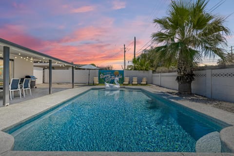 Scottsdale - 8139 E Osborn Rd House in Scottsdale