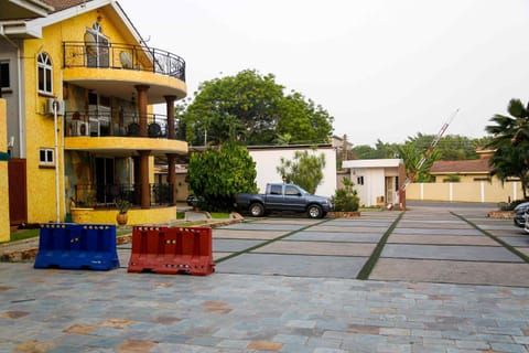 Midindi Hotel Hôtel in Accra