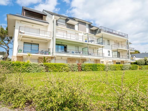 Apartment Résidence Villa Cassandre by Interhome Apartment in Quiberon