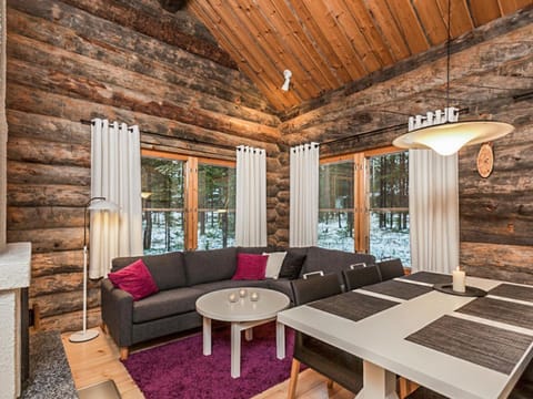 Holiday Home Hillankukka 5 by Interhome House in Norrbotten County, Sweden