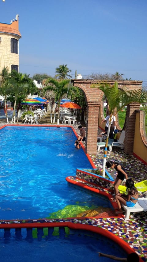 Hotel Real del Quijote a sólo 50 metros de la playa Hôtel in Tecolutla