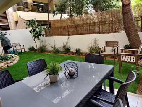 Patio, Garden, Garden view