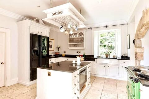 Georgian Villa in Richmond on the River Swale Villa in England