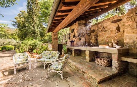 Cozy Home In Castiglion Fiorentino With Private Swimming Pool, Can Be Inside Or Outside House in Arezzo