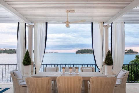 Villa Dubrovnik Palazio A Stunning 4 Bedroom Villa On the Waters Edge Villa in Dubrovnik-Neretva County