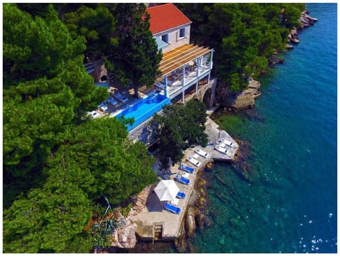 Villa Dubrovnik Palazio A Stunning 4 Bedroom Villa On the Waters Edge Villa in Dubrovnik-Neretva County