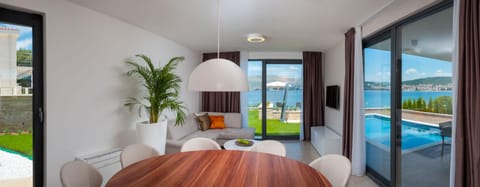 Villa Trogir Deluxe 1 6 Beautiful Bedrooms - Sea Front Private Pools - Sauna Villa in Okrug Gornji