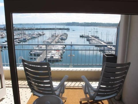 Bel appartement avec terrasse, WIFI et SUPERBE VUE MER à PERROS-GUIREC - Réf 840 Apartment in Perros-Guirec
