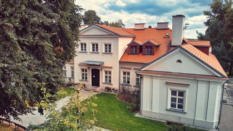 Dwór Zbożenna Resort in Masovian Voivodeship
