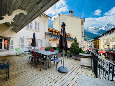 Patio, Balcony/Terrace, Mountain view