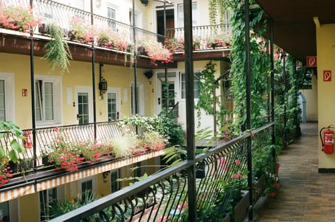 Property building, Inner courtyard view