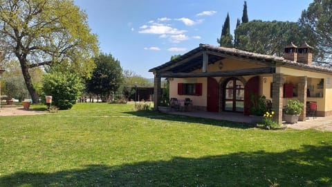 Podere La Vecchia Fornace Apartment hotel in Umbria