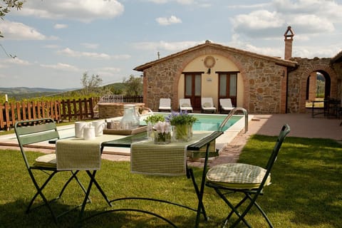 Facade/entrance, Swimming pool, Swimming pool