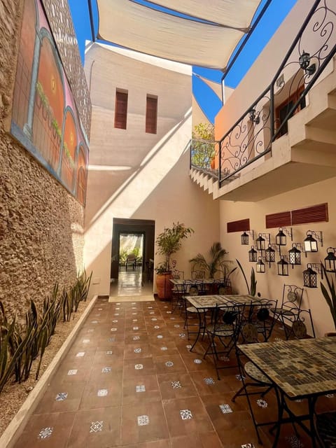 Patio, Inner courtyard view